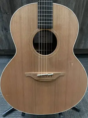 Lowden - F-23 Red Cedar/Walnut Concert Size Acoustic
